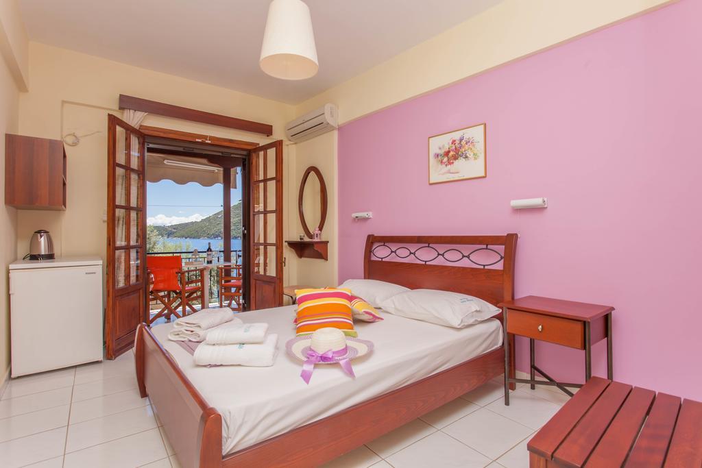 Ionio Sea Poros Studios Mikros Gialos Exterior photo