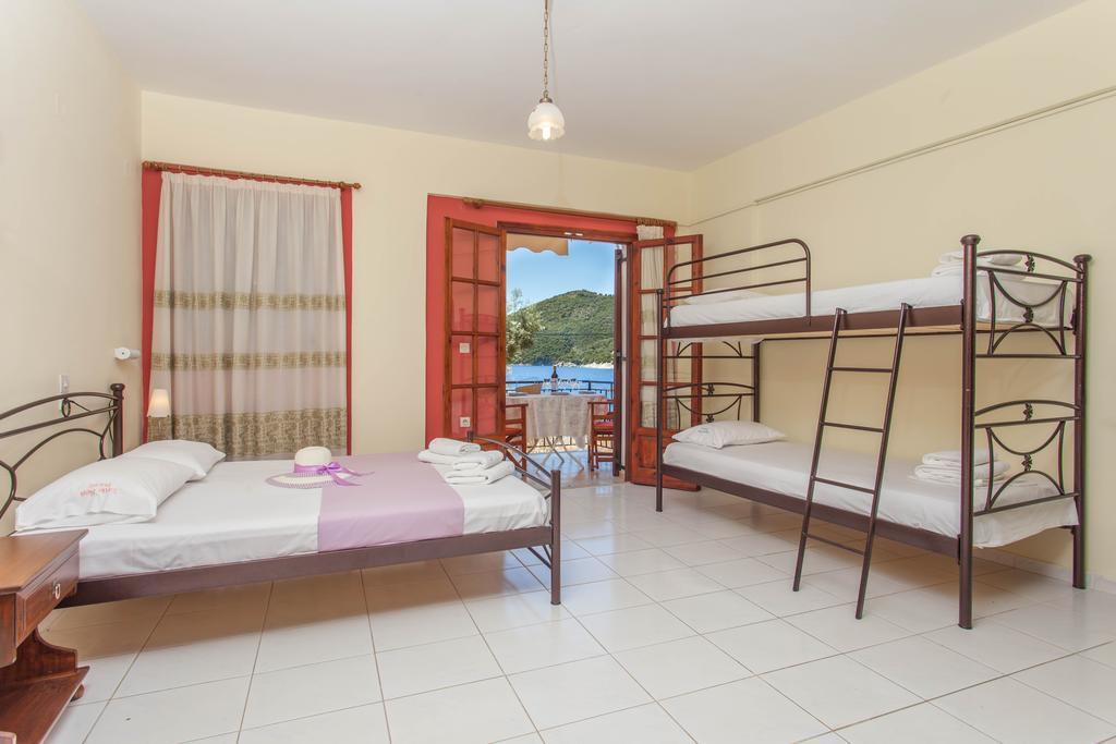 Ionio Sea Poros Studios Mikros Gialos Exterior photo