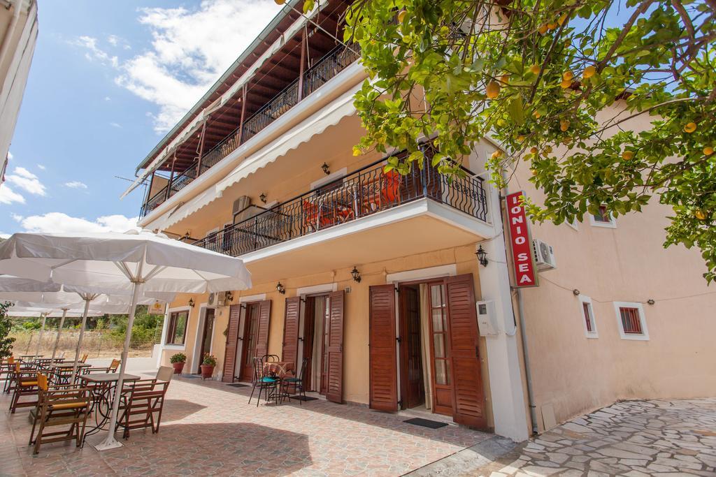 Ionio Sea Poros Studios Mikros Gialos Exterior photo