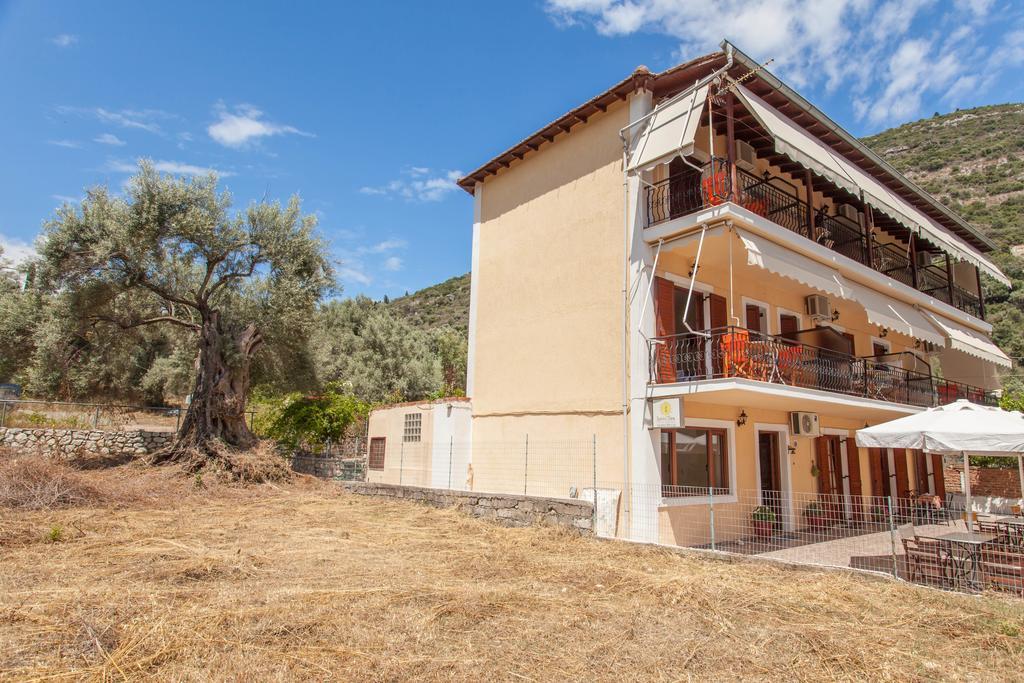 Ionio Sea Poros Studios Mikros Gialos Exterior photo