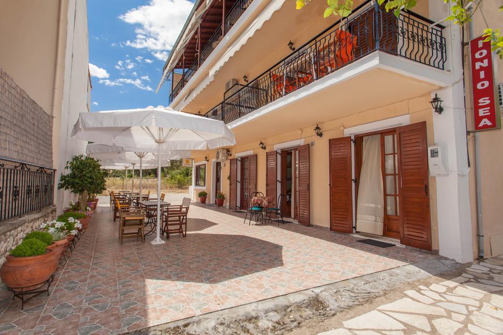 Ionio Sea Poros Studios Mikros Gialos Exterior photo