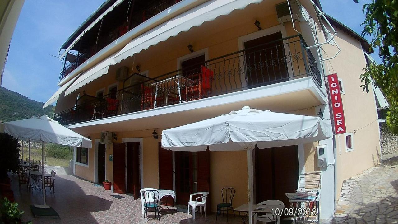 Ionio Sea Poros Studios Mikros Gialos Exterior photo