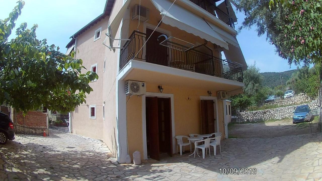 Ionio Sea Poros Studios Mikros Gialos Exterior photo